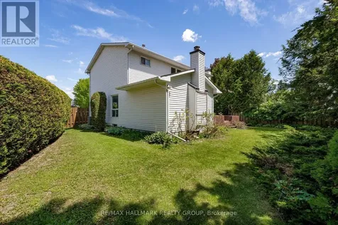 6202 Ravine Way Ottawa ON K1C 2W4