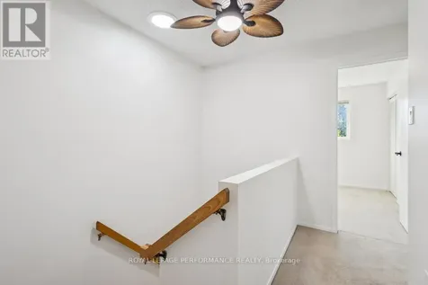 8 Gillespie Crescent Ottawa ON K1V 9X8