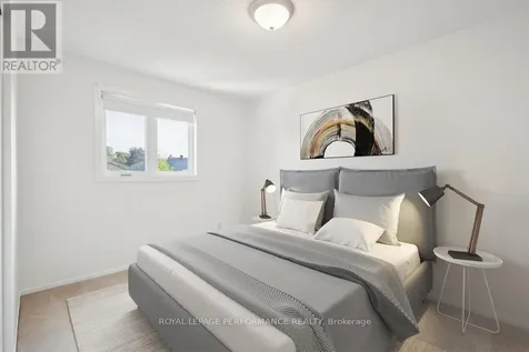 8 Gillespie Crescent Ottawa ON K1V 9X8