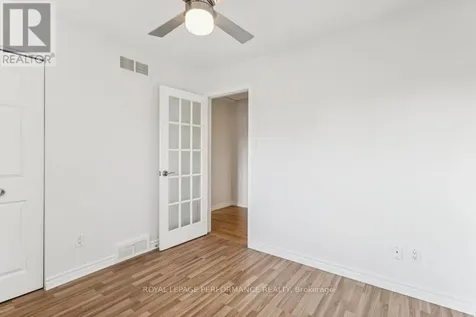 6 Gillespie Crescent Ottawa ON K1V 9X8
