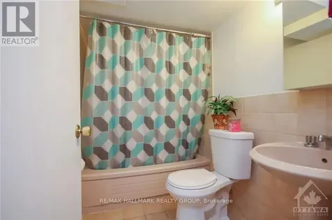 45 Hilliard Avenue Ottawa ON K2E 6B9