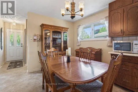 2184 Melfort Street Ottawa ON K1G 1H7