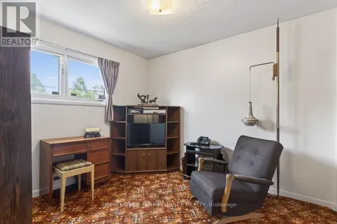 2184 Melfort Street Ottawa ON K1G 1H7