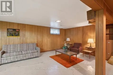 2184 Melfort Street Ottawa ON K1G 1H7