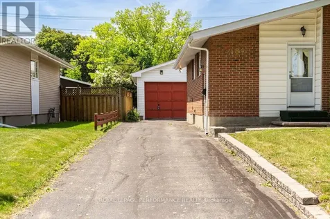 2184 Melfort Street Ottawa ON K1G 1H7