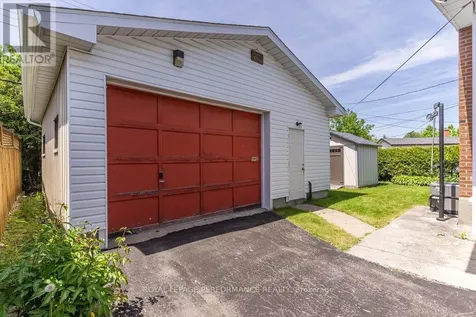 2184 Melfort Street Ottawa ON K1G 1H7