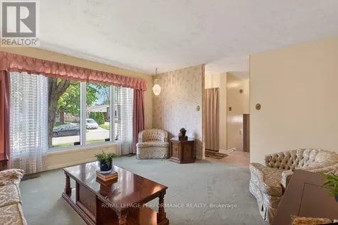 2184 Melfort Street Ottawa ON K1G 1H7