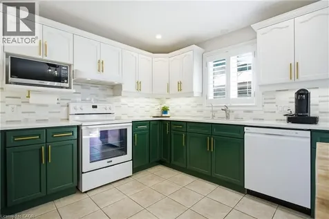 36 Wiltshire Place Ancaster ON L9K 1M5