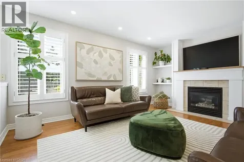 36 Wiltshire Place Ancaster ON L9K 1M5