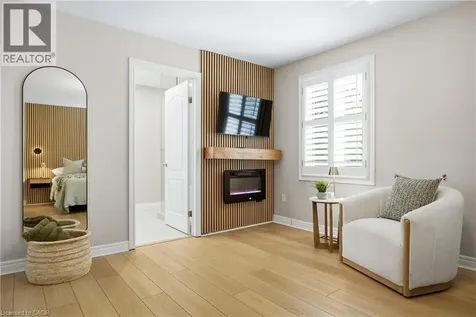36 Wiltshire Place Ancaster ON L9K 1M5
