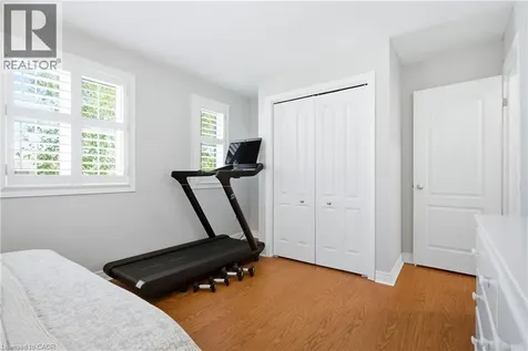 36 Wiltshire Place Ancaster ON L9K 1M5
