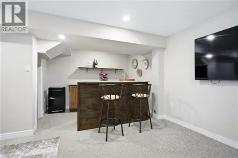 36 Wiltshire Place Ancaster ON L9K 1M5