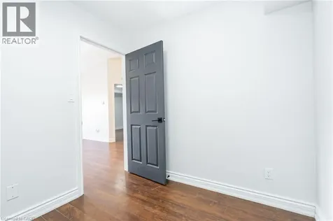 4015 Kilmer Drive Burlington ON L7M 4M4