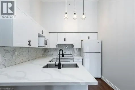 4015 Kilmer Drive Burlington ON L7M 4M4