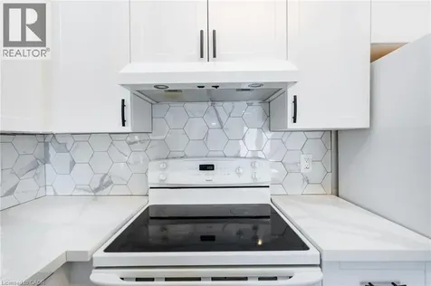 4015 Kilmer Drive Burlington ON L7M 4M4