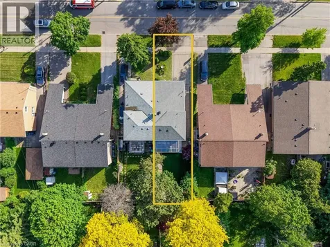 270 Roywood Drive North York ON M3A 2E6