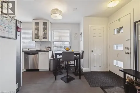 9 Grenadier Drive Hamilton ON L8T 4C7