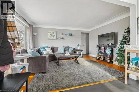 9 Grenadier Drive Hamilton ON L8T 4C7
