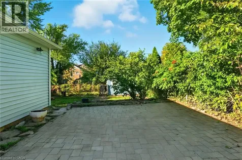 5039 Armoury Street Niagara Falls ON L2E 1T3