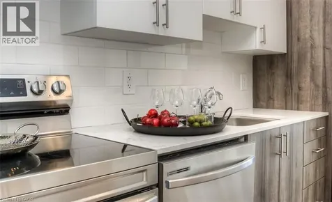 1438 Highland Road West Kitchener ON N2N 0C8