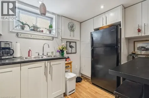 9 Grenadier Drive Hamilton ON L8T 4C7