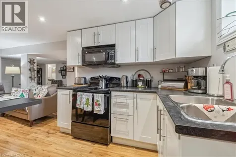 9 Grenadier Drive Hamilton ON L8T 4C7