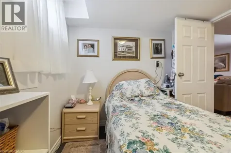 9 Grenadier Drive Hamilton ON L8T 4C7
