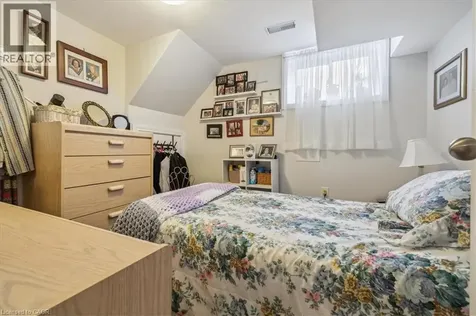 9 Grenadier Drive Hamilton ON L8T 4C7