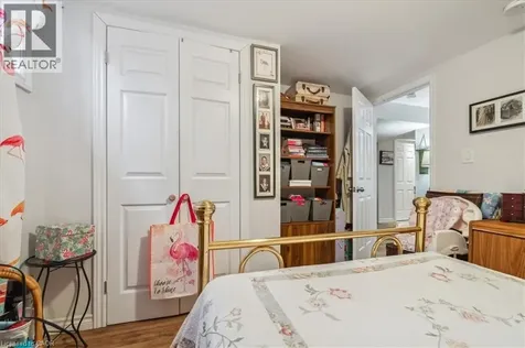 9 Grenadier Drive Hamilton ON L8T 4C7