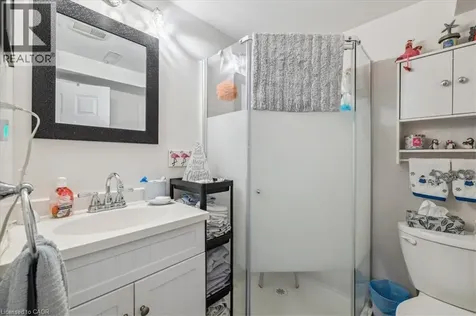 9 Grenadier Drive Hamilton ON L8T 4C7