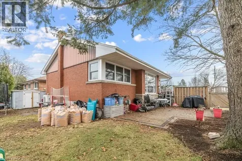 9 Grenadier Drive Hamilton ON L8T 4C7