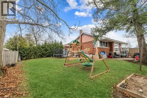 9 Grenadier Drive Hamilton ON L8T 4C7