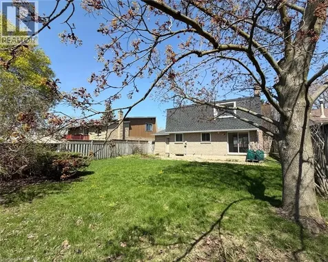 111 Manor Drive Kitchener ON N2A 2T9
