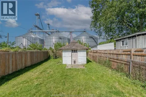 32 Degge Street Chatham ON N7M 4X2