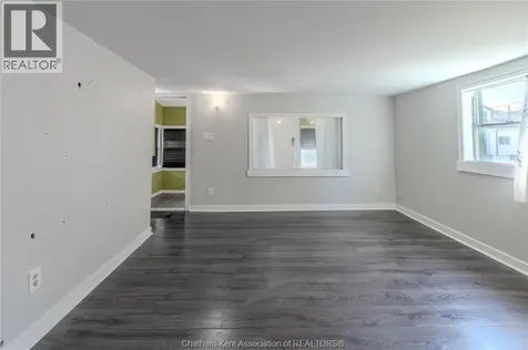 32 Degge Street Chatham ON N7M 4X2
