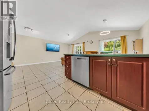 308 Keewatin Avenue Kitchener ON N2B 3W3