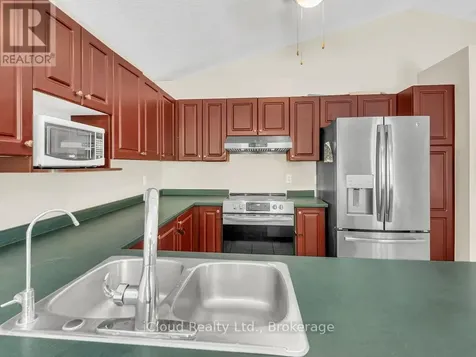 308 Keewatin Avenue Kitchener ON N2B 3W3