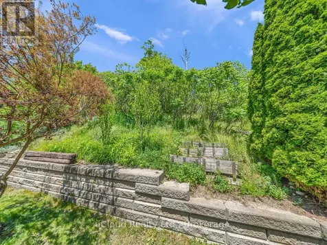 308 Keewatin Avenue Kitchener ON N2B 3W3