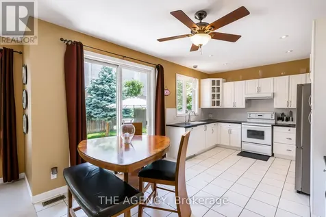 71 Dellgrove Circle Cambridge ON N1T 2J9
