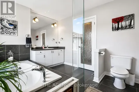 71 Dellgrove Circle Cambridge ON N1T 2J9