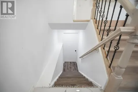 46 Cashel Crescent Brantford ON N3T 6L1