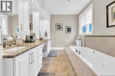 2895 Piccadilly Avenue Tecumseh ON N0R 1L0