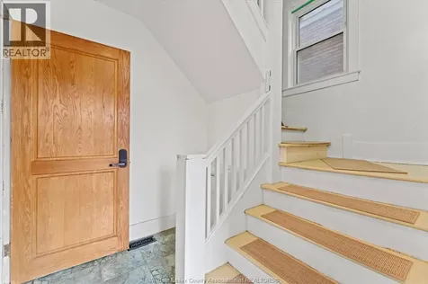 72-74 Hanna Street East Windsor ON N8X 2M9