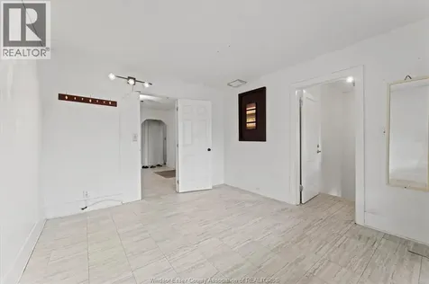 72-74 Hanna Street East Windsor ON N8X 2M9