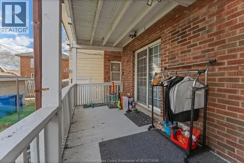 72-74 Hanna Street East Windsor ON N8X 2M9