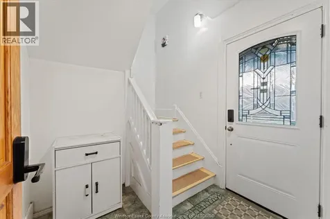 72-74 Hanna Street East Windsor ON N8X 2M9