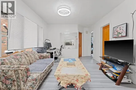 72-74 Hanna Street East Windsor ON N8X 2M9