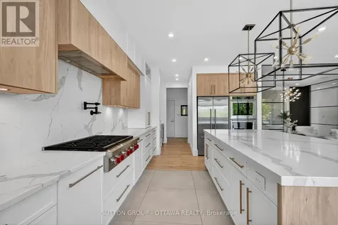 1533 Rosebella Avenue Ottawa ON K1T 1G6