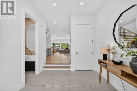 1533 Rosebella Avenue Ottawa ON K1T 1G6