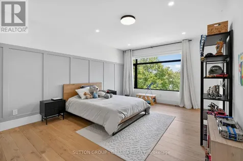 1533 Rosebella Avenue Ottawa ON K1T 1G6
